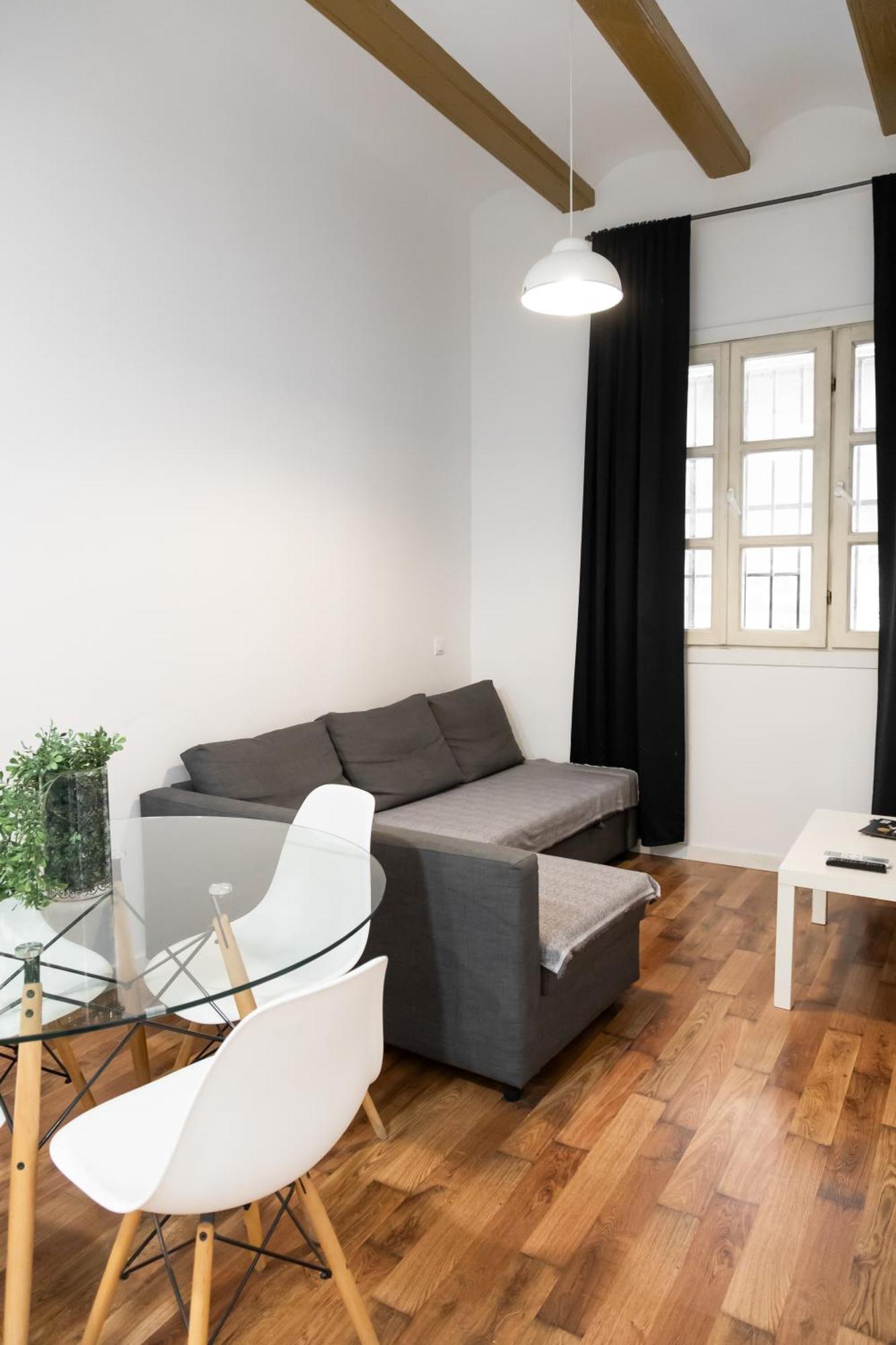 Down Town Apartment บาเลนเซีย ภายนอก รูปภาพ