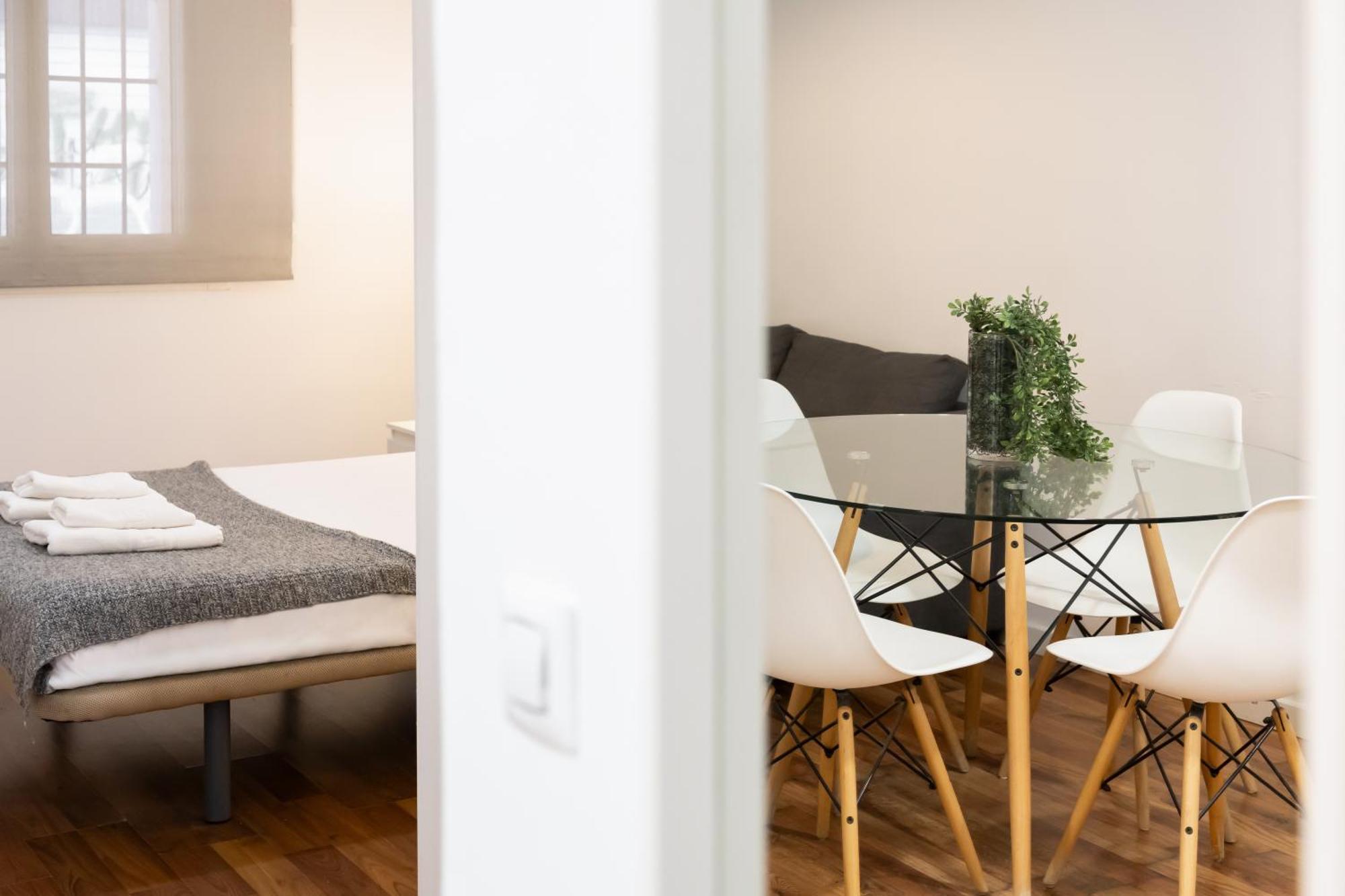 Down Town Apartment บาเลนเซีย ภายนอก รูปภาพ