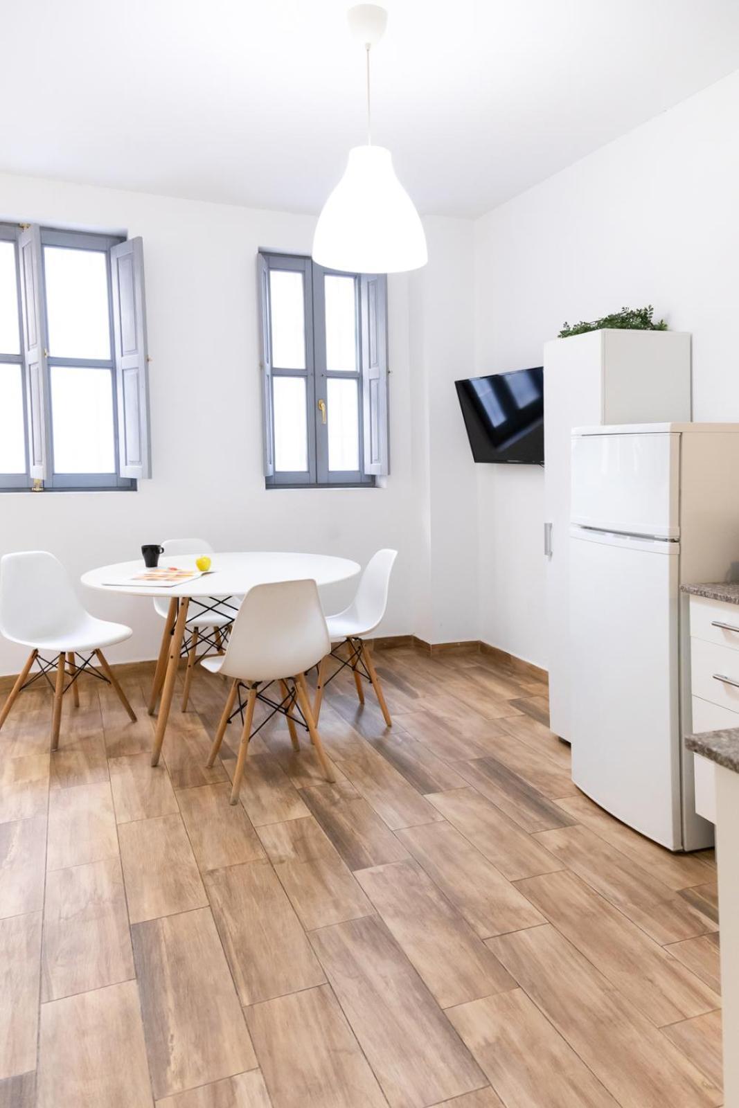 Down Town Apartment บาเลนเซีย ภายนอก รูปภาพ