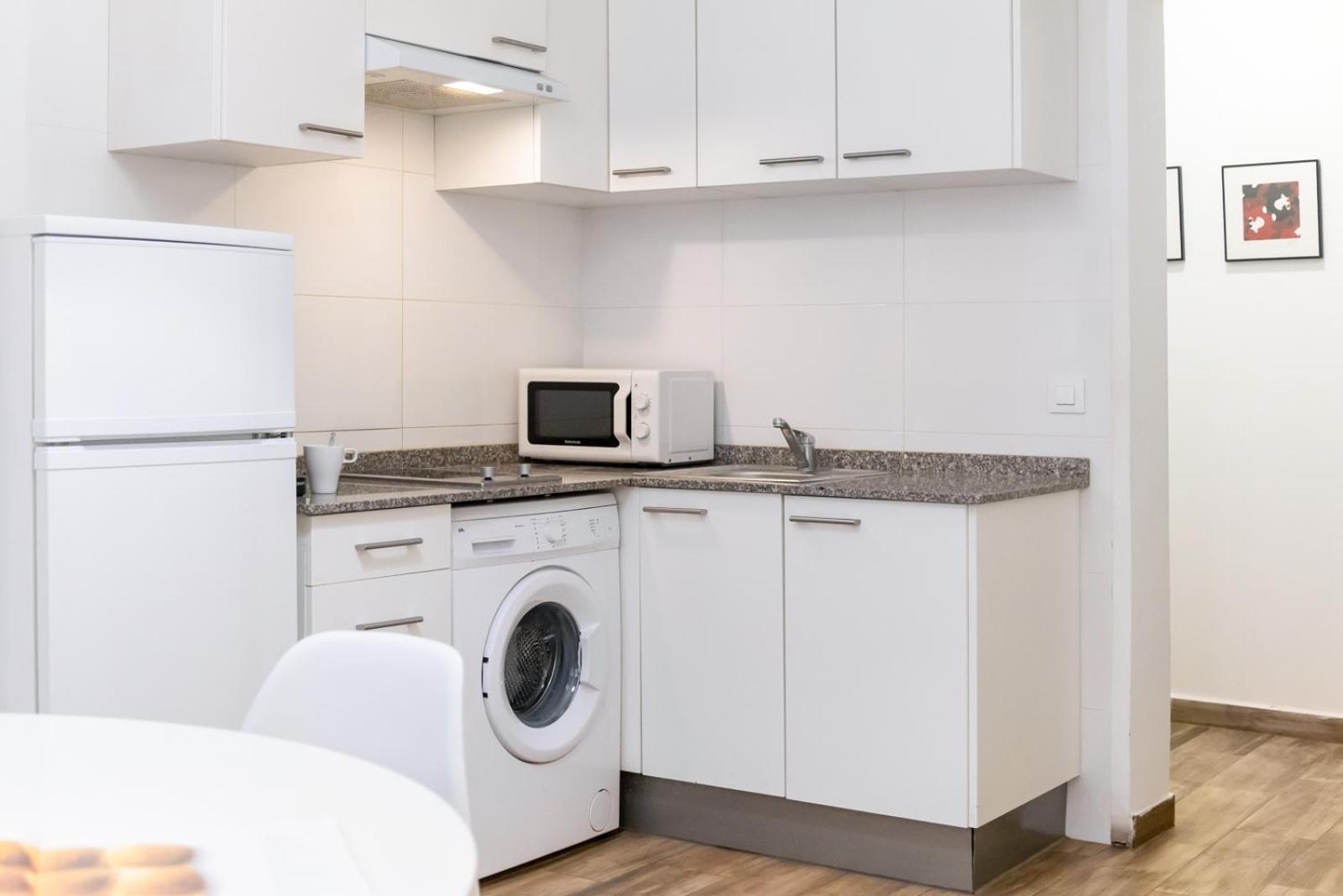 Down Town Apartment บาเลนเซีย ภายนอก รูปภาพ