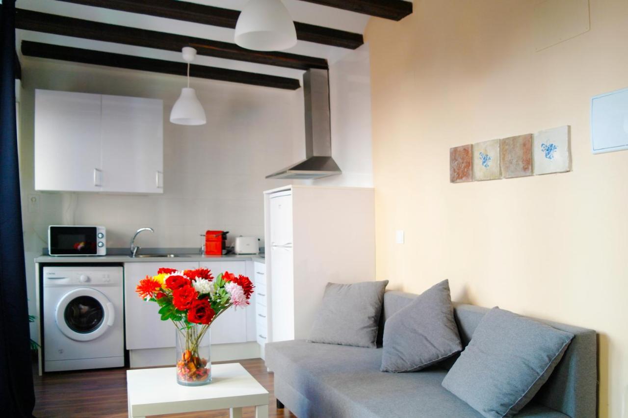 Down Town Apartment บาเลนเซีย ภายนอก รูปภาพ
